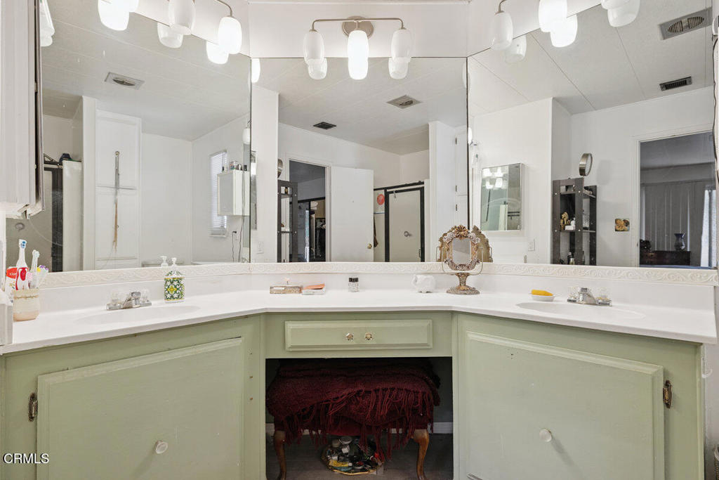 Simi Country Estates.-243 - Manufactured In Park