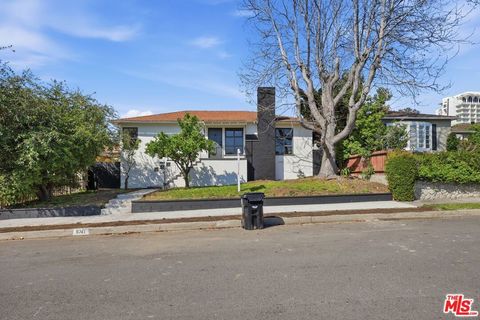 Photo of 9741 Alcott Street, Los Angeles, CA 90035 (MLS # 26664711)