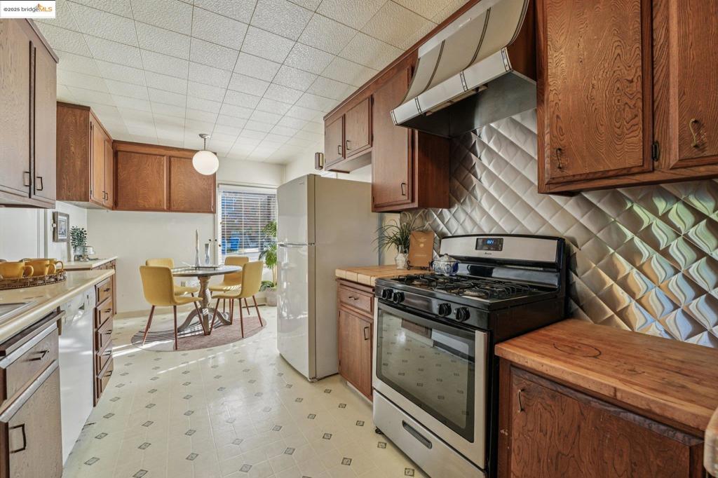 FAT APPLES - Residential