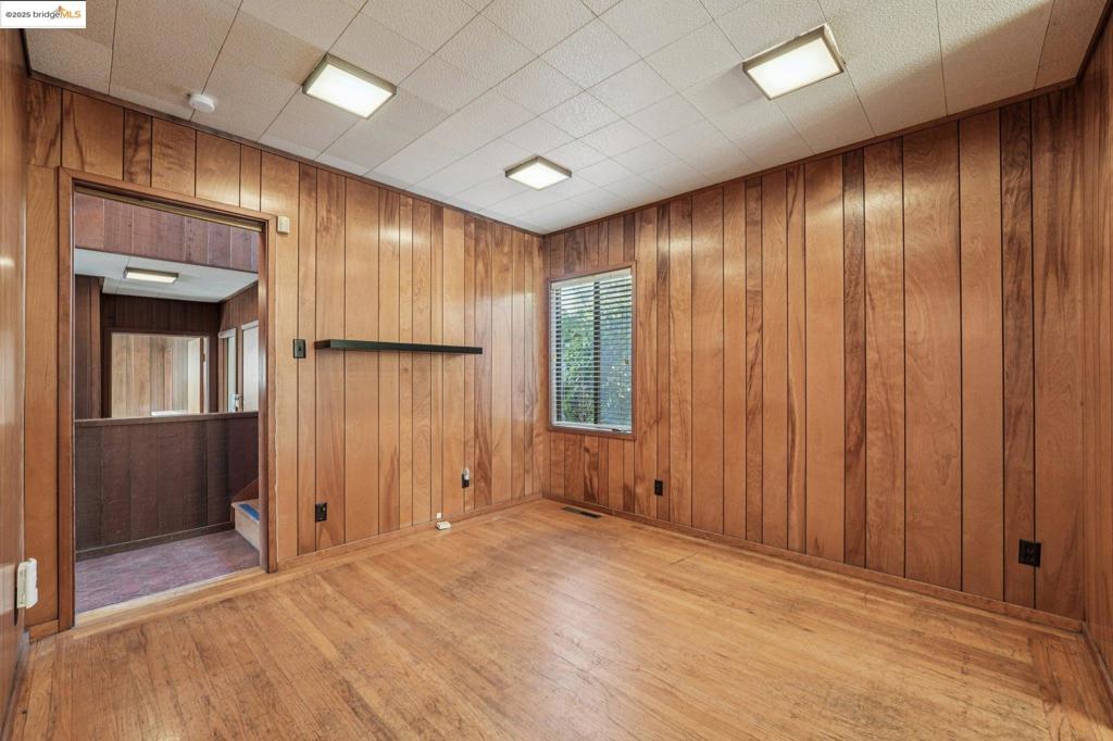 FAT APPLES - Residential