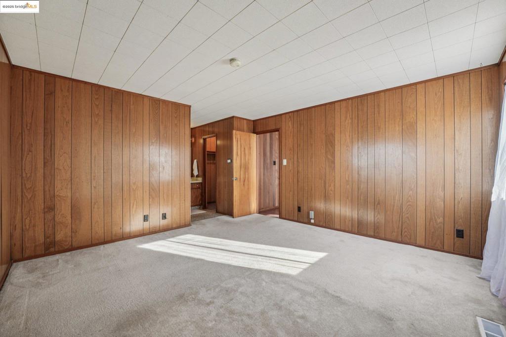 FAT APPLES - Residential