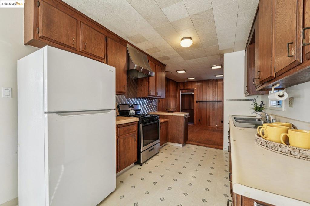 FAT APPLES - Residential