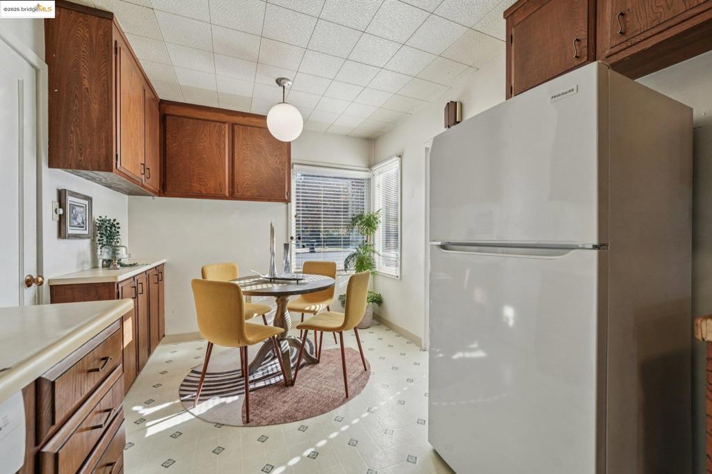 FAT APPLES - Residential