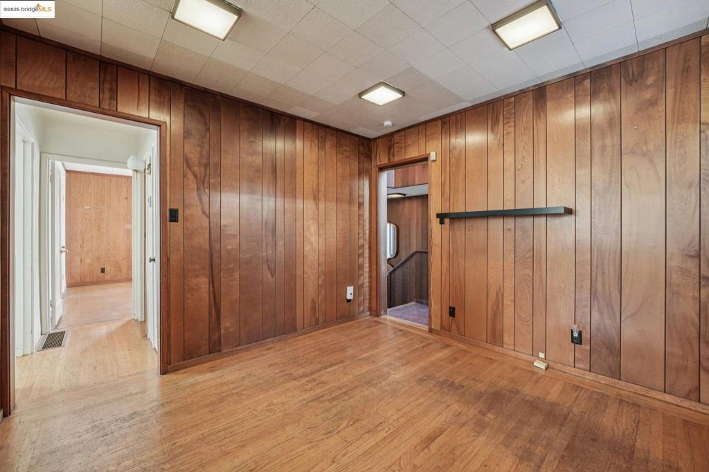 FAT APPLES - Residential