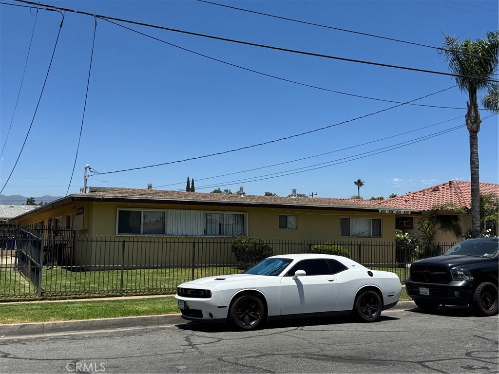 438 W Ramona Drive