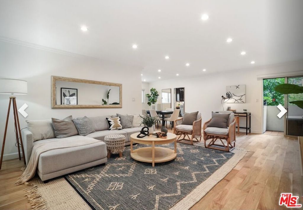 Photo of 960 Larrabee Street #227, West Hollywood, CA 90069 (MLS # 25625221)