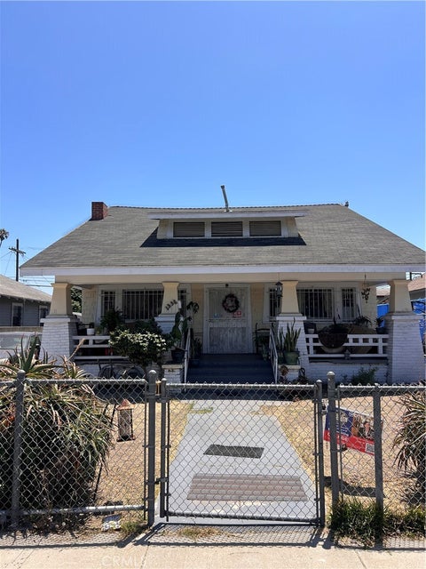 Photo of 1336 W 46th ST, Los Angeles, CA 90037 (MLS # DW26104315)