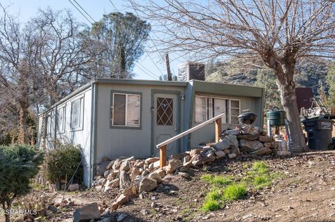 Photo of 222 Roby Lane, Wofford Heights, CA 93285 (MLS # 224004549) Photo of 222 Roby Lane, Wofford Heights, CA 93285 (MLS # 224004549)