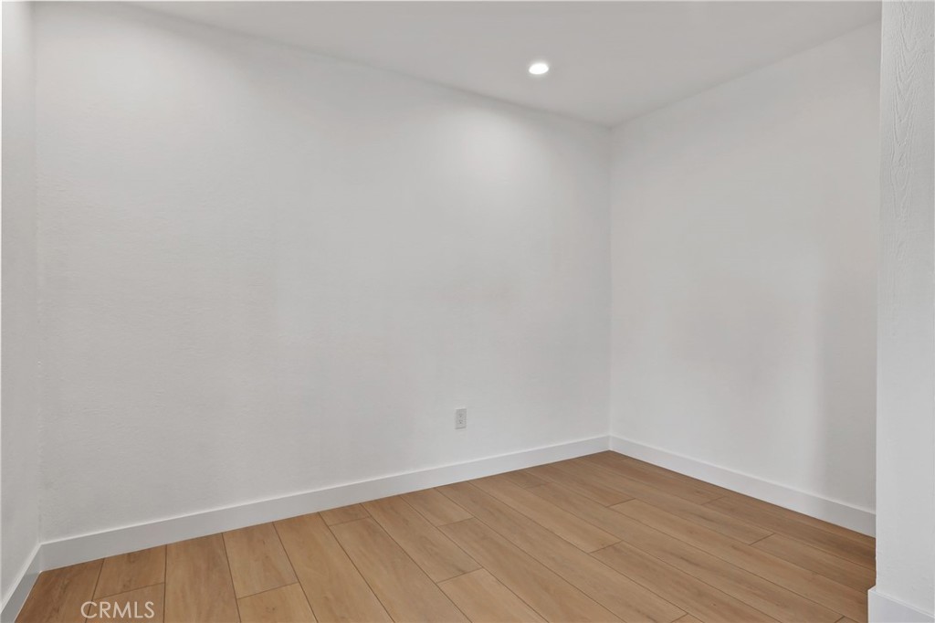 MacArthur Village (MAVL) - Residential