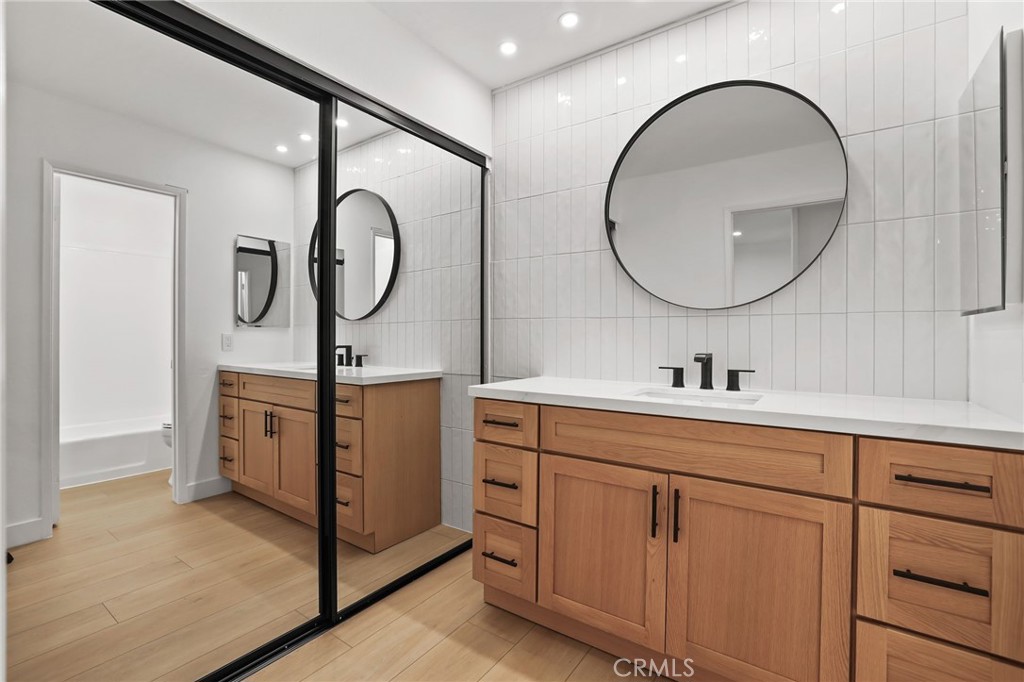 MacArthur Village (MAVL) - Residential