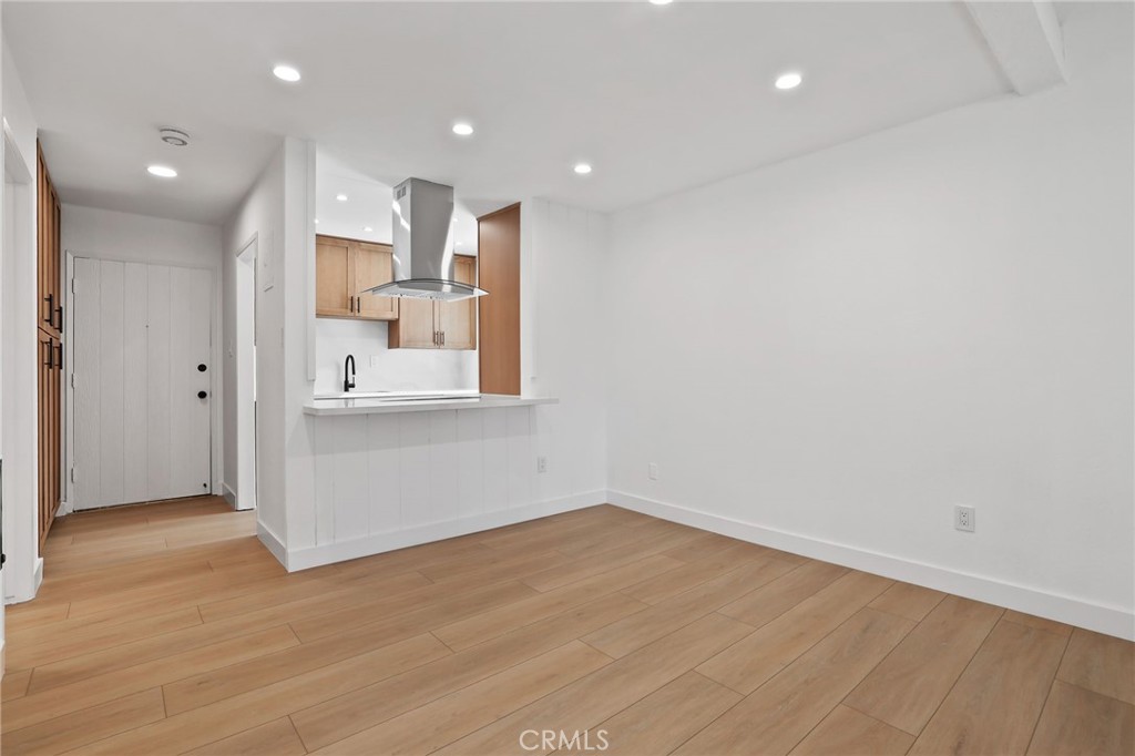 MacArthur Village (MAVL) - Residential