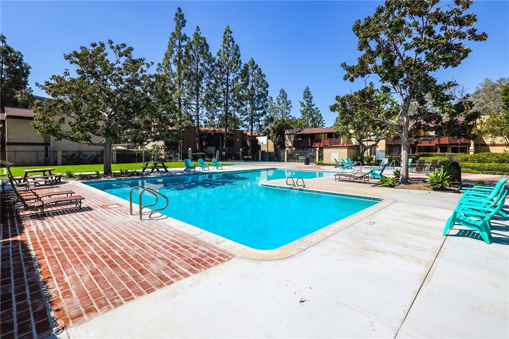 MacArthur Village (MAVL) - Residential