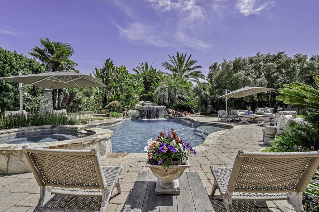 15823 The River Trail