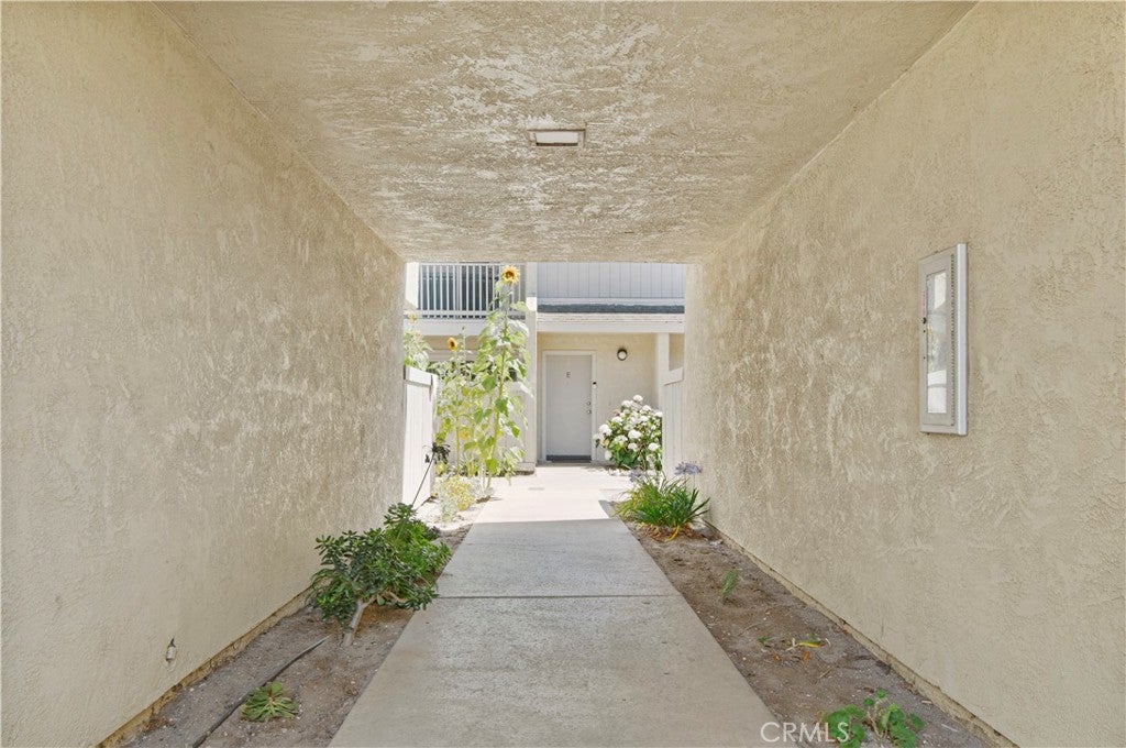 1109 W Cypress