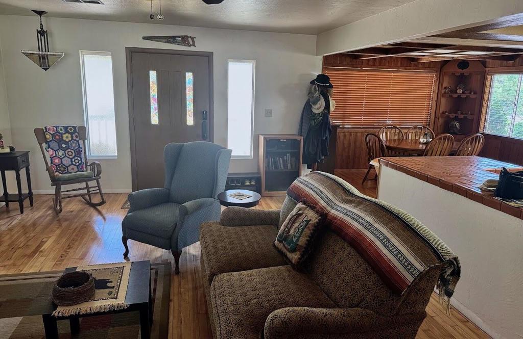 Thomas Mountain - Residential