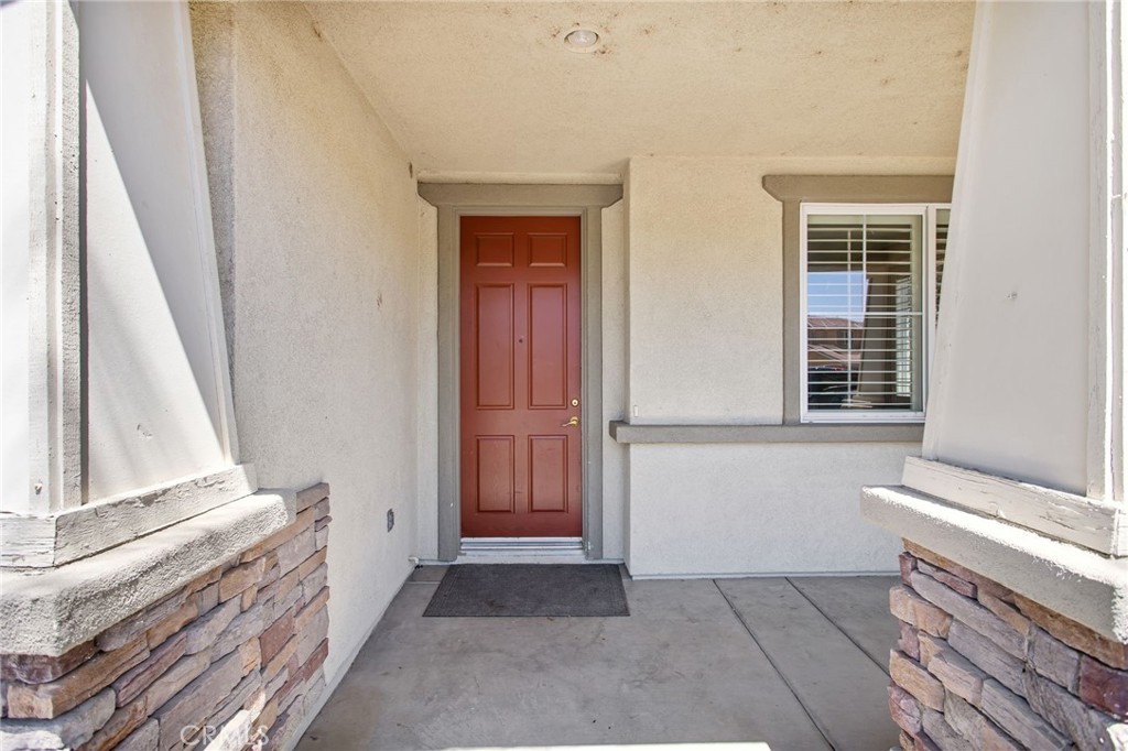 41003 Crimson Pillar Lane