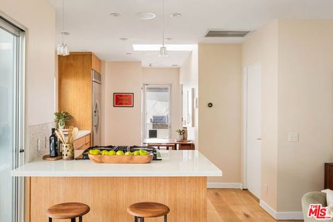 Tiny photo for 1240 N Spaulding Avenue, West Hollywood, CA 90046 (MLS # 26661139)