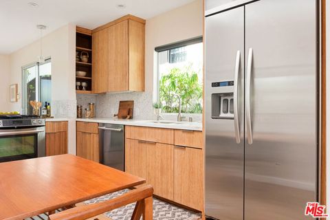 Tiny photo for 1240 N Spaulding Avenue, West Hollywood, CA 90046 (MLS # 26661139)