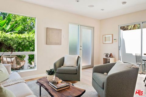 Tiny photo for 1240 N Spaulding Avenue, West Hollywood, CA 90046 (MLS # 26661139)