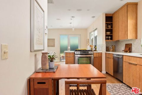 Tiny photo for 1240 N Spaulding Avenue, West Hollywood, CA 90046 (MLS # 26661139)