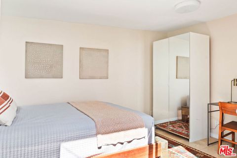 Tiny photo for 1240 N Spaulding Avenue, West Hollywood, CA 90046 (MLS # 26661139)