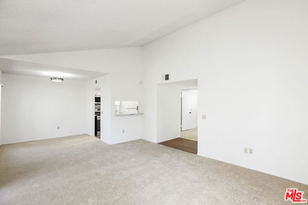 600 Central Avenue 294
