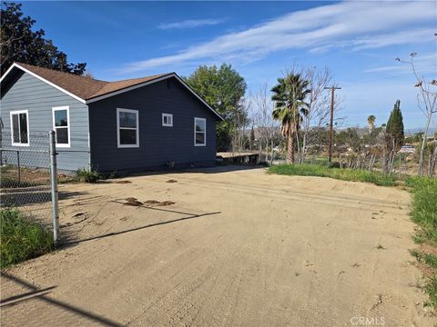 Photo of 577 W La Cadena Drive, Riverside, CA 92501 (MLS # IG26030901)