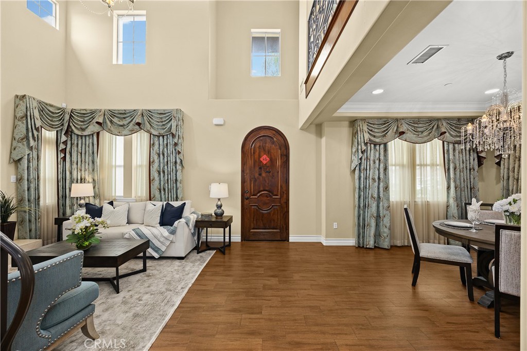 Properties 2 518 W Bencamp Street B
