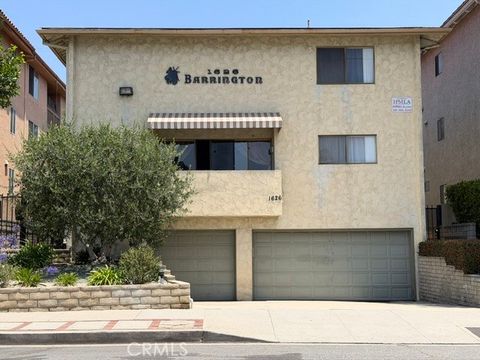 Photo of 1626 S Barrington AVE, Los Angeles, CA 90025 (MLS # SR26132528)