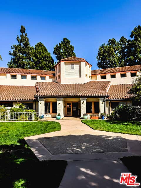 Photo of 501 Palisades Drive #317, Pacific Palisades, CA 90272 (MLS # 26868055)