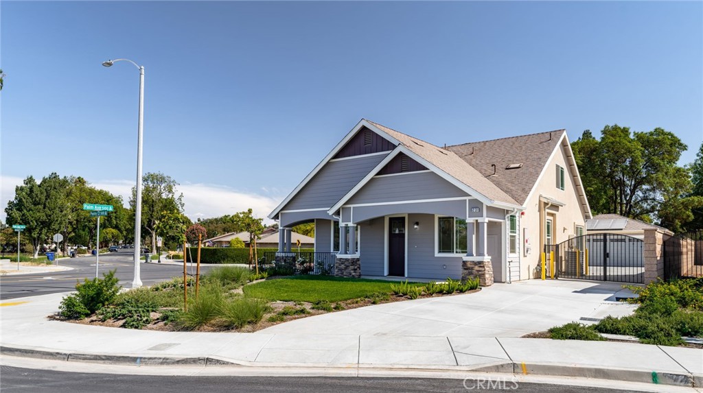 Welcome to the Beautiful New Build in Riverside, a stunning new addition to the Riverside, CA community. This home boasts four spacious bedrooms and 2.5 well-appointed bathrooms, offering ample space for comfortable living. The layout is thoughtfully designed to maximize space and promote a seamless flow from room to room. The home comes equipped with a dedicated laundry room, adding convenience to your daily routine. The kitchen is a chef's dream, featuring brand new appliances that are ready to handle your culinary adventures. This home is nestled in a vibrant new community, offering a fresh and modern living experience. Plus, with its close proximity to downtown Riverside, you'll have easy access to a variety of amenities and attractions. Experience the perfect blend of comfort, convenience, and modern living in this Beautiful New Build in Riverside.
QUALIFICATIONS
-Must show a monthly gross income of 2 ½ x the rent (cumulatively)
-Must have a credit score of 650+ (individually)
-Online Application must be filled out completely with nothing missing.
-NO PETS
-Tenants must carry renters Insurance. Have proof of insurance upon moving in.
APPLICATION PROCESS
-Must view the inside of the property before submitting an application.
-A rental application from every person 18 years or older completely filled out.
-Credit check and processing fee of forty ($40) dollars paid online, per application.
-Copies: Drivers license, Social Security Card, uploaded.
-Paystubs for the last three (3) pay periods, and 2 month current bank statements.
-If the person gets paid cash, we need copies of bank statements from the past six (6) months uploaded.
-Self employed we need last 2 years of tax returns.