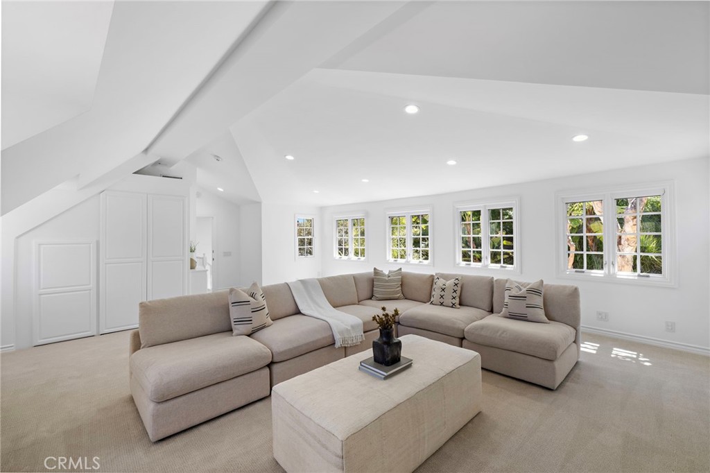 Nellie Gail (NG) - Residential