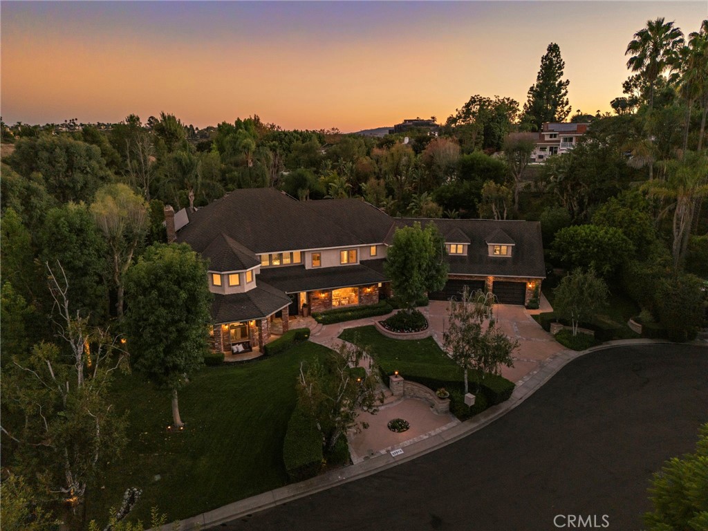 25512 Saddle Rock Place