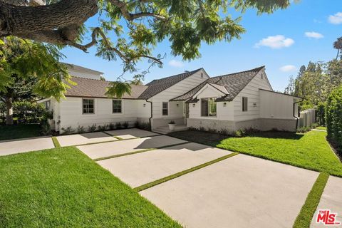 Photo of 11268 Cashmere Street, Los Angeles, CA 90049 (MLS # 25609019) Photo of 11268 Cashmere Street, Los Angeles, CA 90049 (MLS # 25609019)