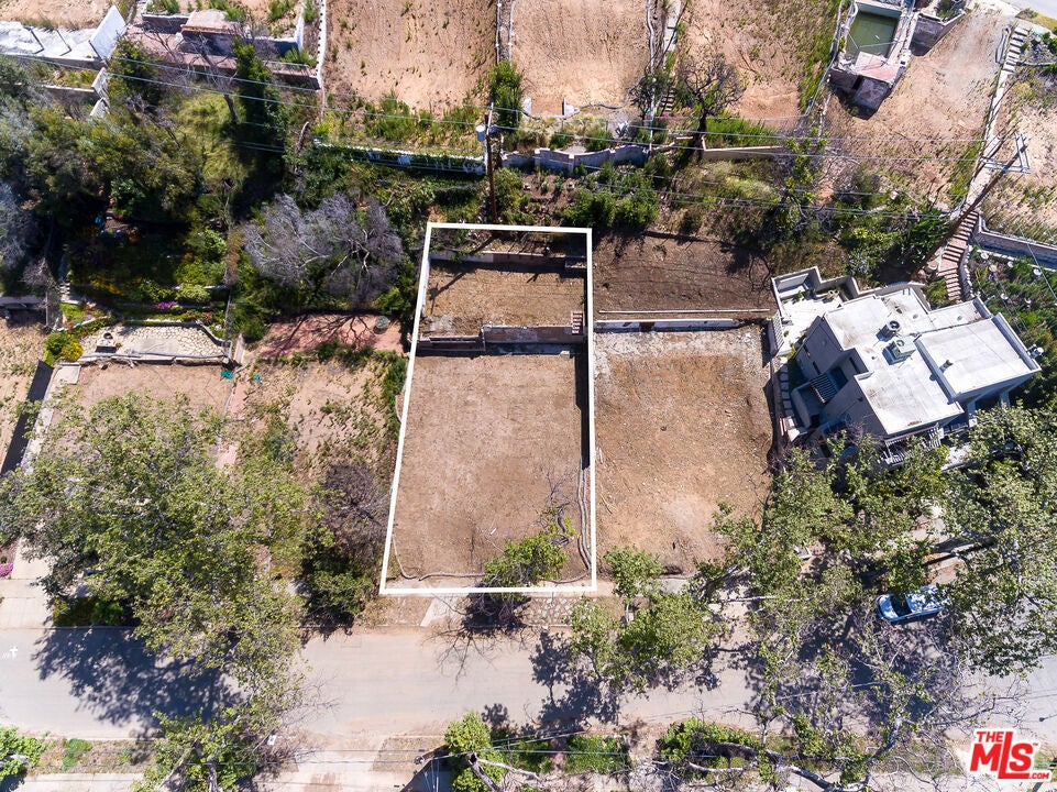 630 Bienveneda Avenue