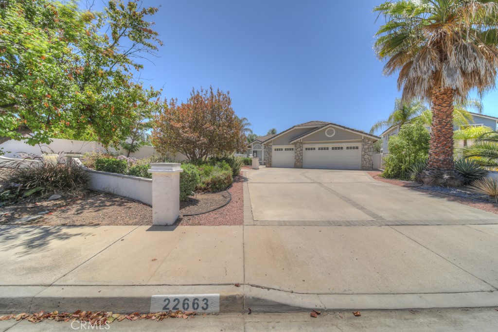 22663 Weatherly Court