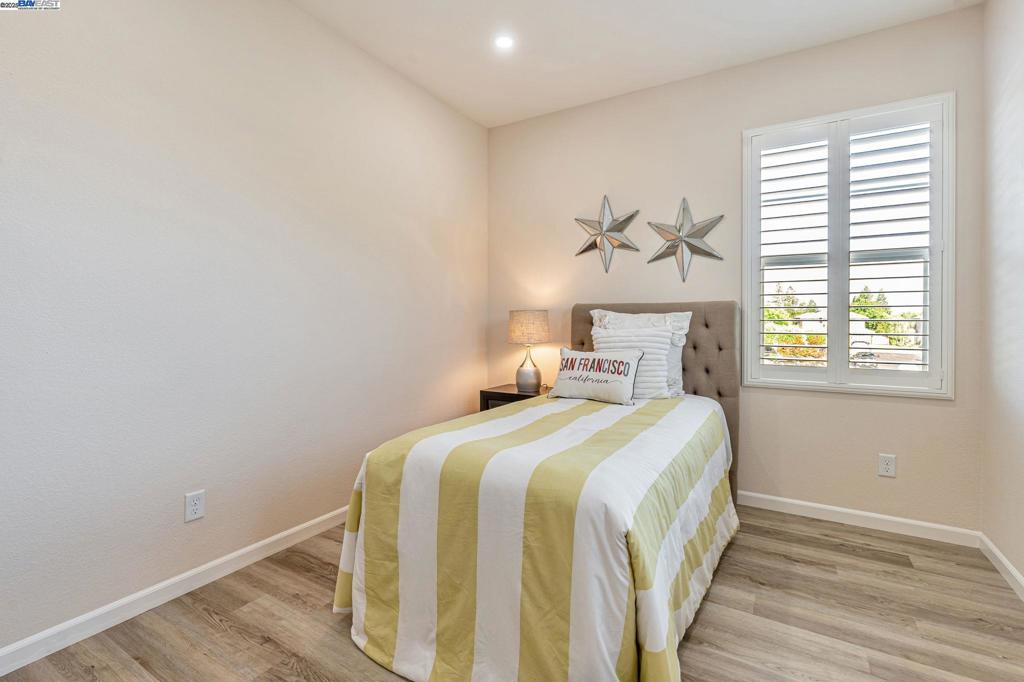 MAGNOLIA COMMON - Residential
