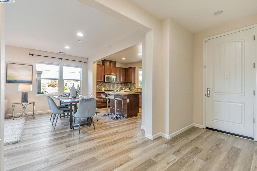 MAGNOLIA COMMON - Residential