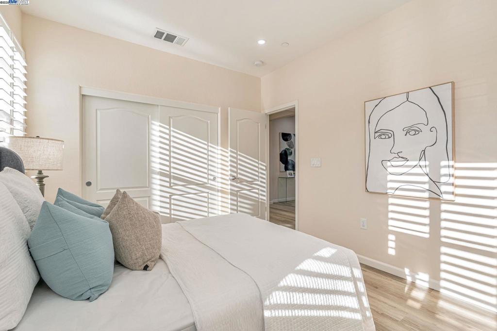 MAGNOLIA COMMON - Residential