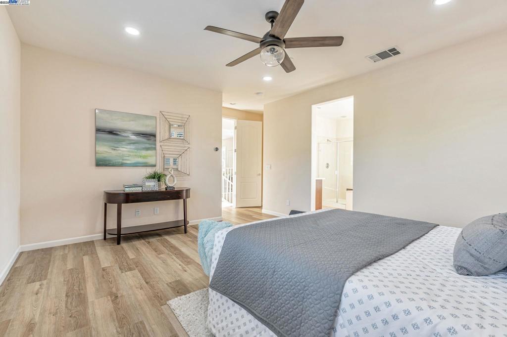 MAGNOLIA COMMON - Residential
