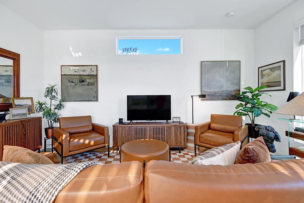311 Kona Lane