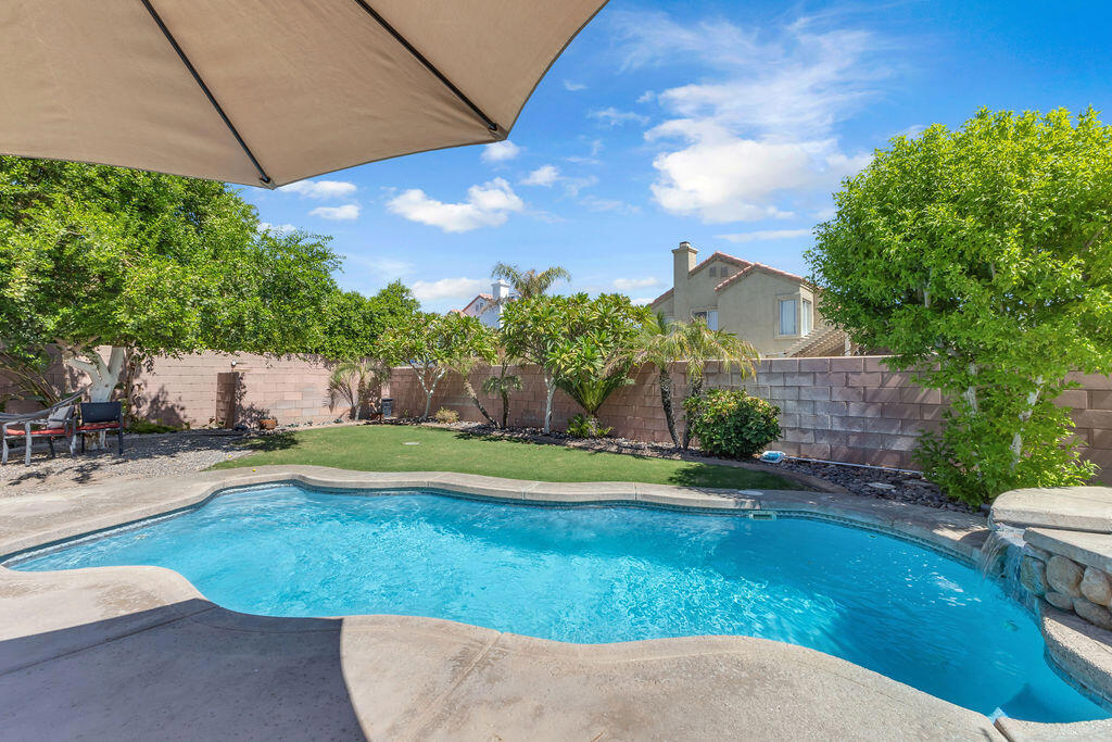 La Quinta Vistas - Residential Lease