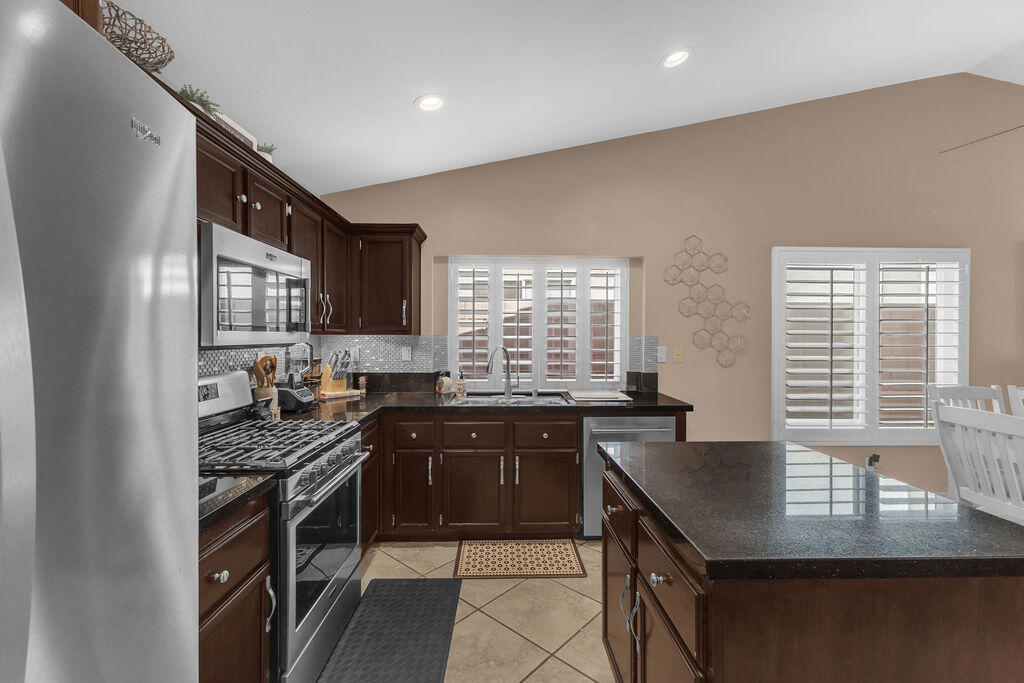 La Quinta Vistas - Residential Lease