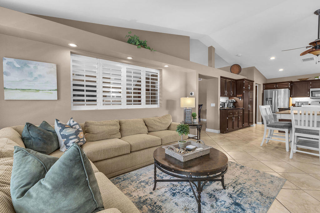 La Quinta Vistas - Residential Lease
