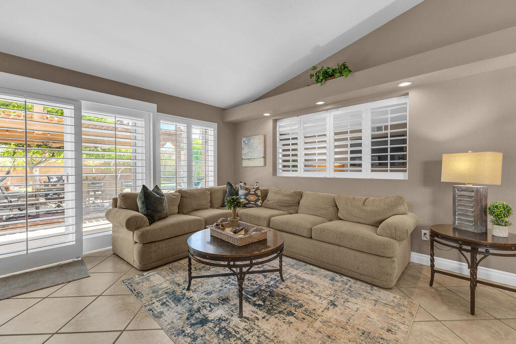 La Quinta Vistas - Residential Lease