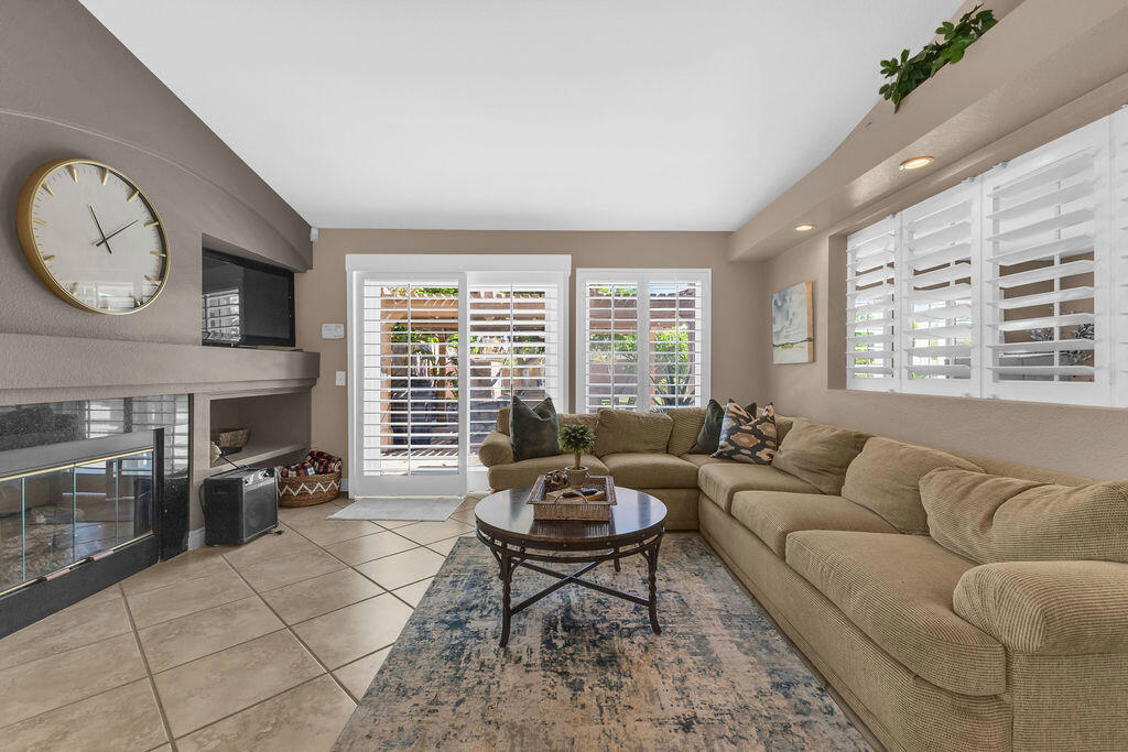 La Quinta Vistas - Residential Lease