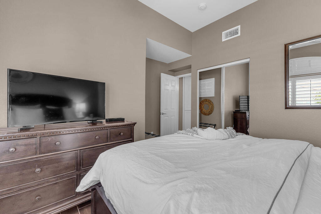 La Quinta Vistas - Residential Lease
