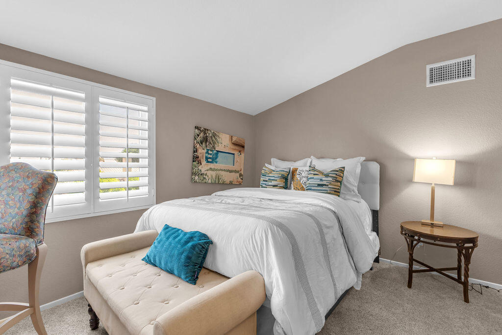 La Quinta Vistas - Residential Lease