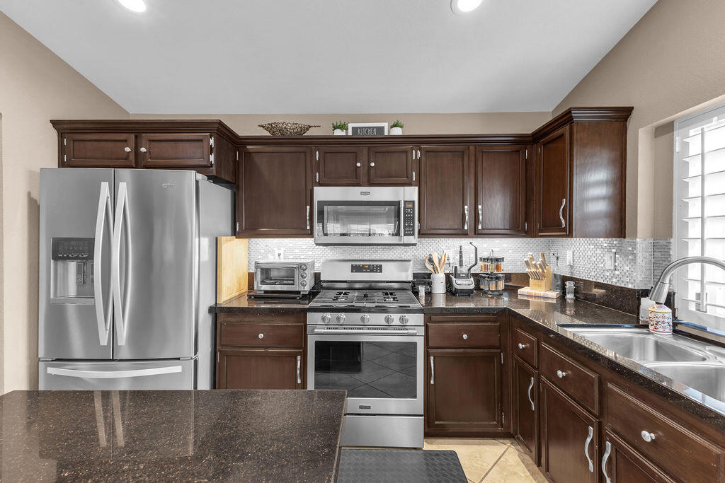 La Quinta Vistas - Residential Lease