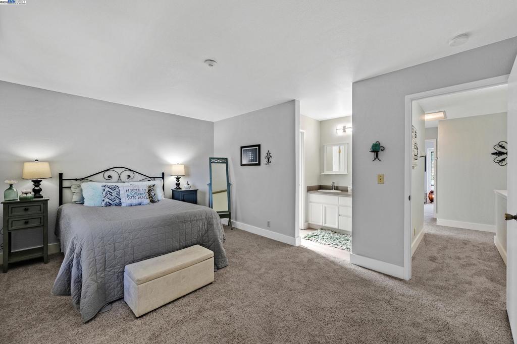 FOXWOOD - Residential